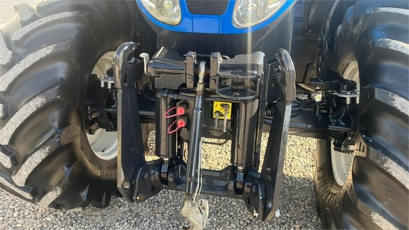 New Holland T7.270 AutoCommand med frontlift - Traktor: billede 4 New Holland T7.270 AutoCommand med frontlift - Traktor: billede 4