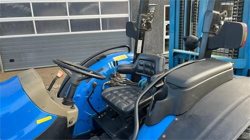 New Holland TN55D Med Byggelift - Traktor: billede 5 New Holland TN55D Med Byggelift - Traktor: billede 5