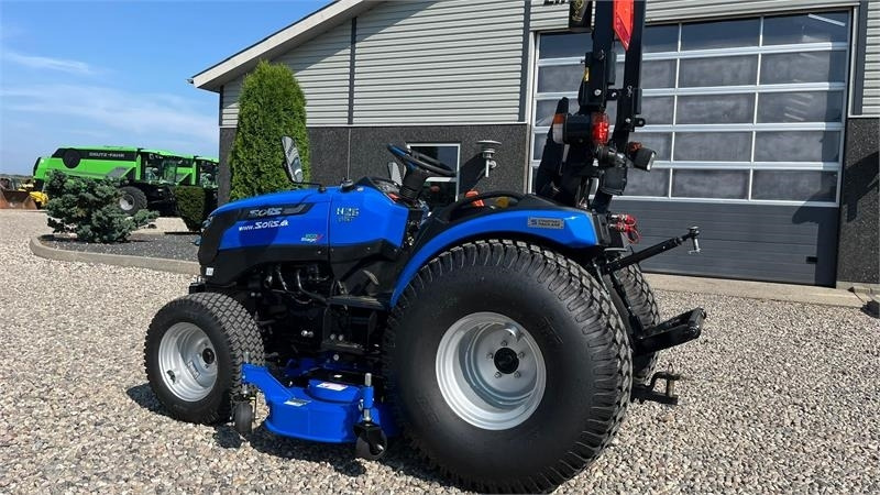 Solis 26 HST Hydrostat Turf hjul og klipperbord - Kommunal traktor: billede 4 Solis 26 HST Hydrostat Turf hjul og klipperbord - Kommunal traktor: billede 4