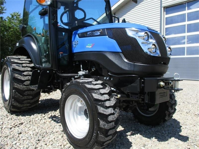 Solis 26 HST med kabine og Industrihjul - Traktor: billede 5 Solis 26 HST med kabine og Industrihjul - Traktor: billede 5