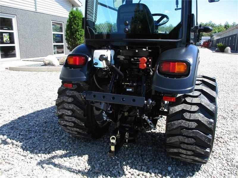 Solis 26 HST med kabine og Industrihjul - Traktor: billede 4 Solis 26 HST med kabine og Industrihjul - Traktor: billede 4