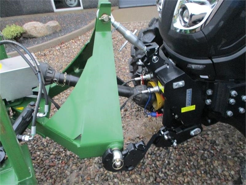 Solis 60 Med frontlift, frontPTO og Thyregod kost - Traktor: billede 4 Solis 60 Med frontlift, frontPTO og Thyregod kost - Traktor: billede 4