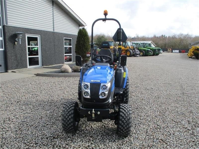 Solis H26 HST Garden Pro Dæk - Kommunal traktor: billede 4 Solis H26 HST Garden Pro Dæk - Kommunal traktor: billede 4