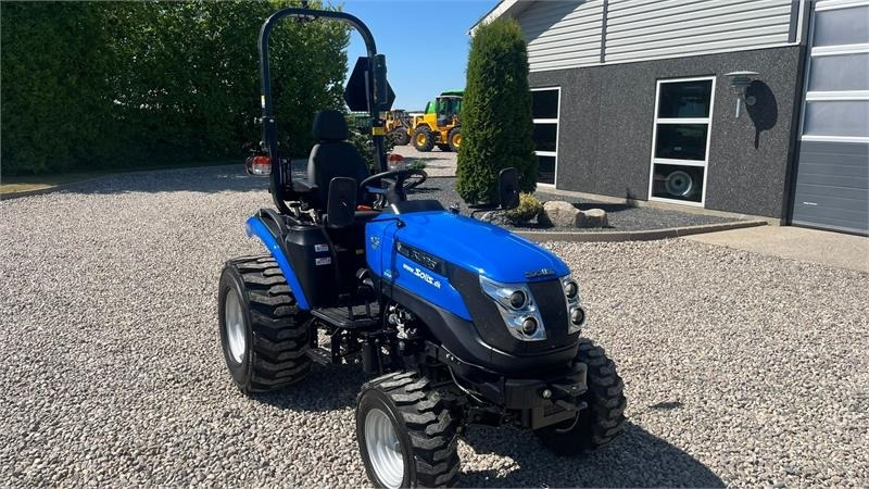 Traktor Solis H26 HST Hydrostat. Industrihjul: billede 19