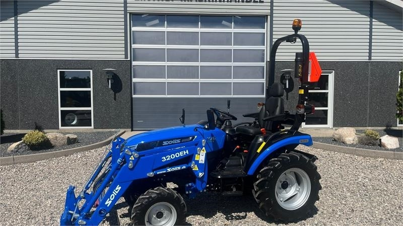 Solis H26 HST Med Frontlæsser - Kommunal traktor: billede 1 Solis H26 HST Med Frontlæsser - Kommunal traktor: billede 1