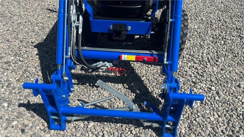 Solis H26 HST Med Frontlæsser og GardenPro dæk - Traktor: billede 4 Solis H26 HST Med Frontlæsser og GardenPro dæk - Traktor: billede 4