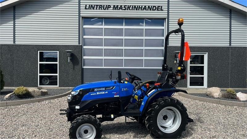 Solis S26 6+2 Gearmaskine med Servostyring og brede trak - Kommunal traktor: billede 1 Solis S26 6+2 Gearmaskine med Servostyring og brede trak - Kommunal traktor: billede 1