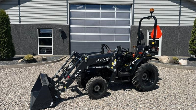 Solis S26 6+2 gearmaskine Limited Edition i sort med bre - Kommunal traktor: billede 1 Solis S26 6+2 gearmaskine Limited Edition i sort med bre - Kommunal traktor: billede 1