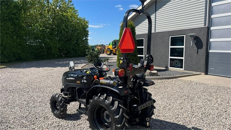 Solis S26 Limited Edition i sort 6+2 Gearmaskine med Ser - Kommunal traktor: billede 3 Solis S26 Limited Edition i sort 6+2 Gearmaskine med Ser - Kommunal traktor: billede 3