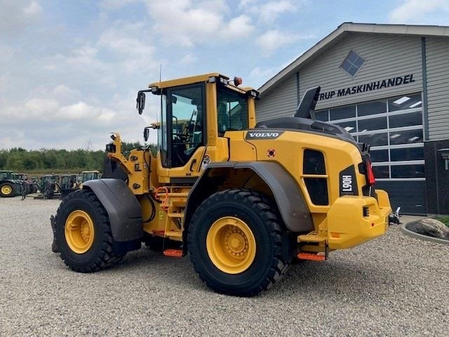 Volvo SALG & UDLEJNING AF GUMMIGEDER OGSÅ MED FORKØBSRET - Gummihjulslæsser: billede 4 Volvo SALG & UDLEJNING AF GUMMIGEDER OGSÅ MED FORKØBSRET - Gummihjulslæsser: billede 4