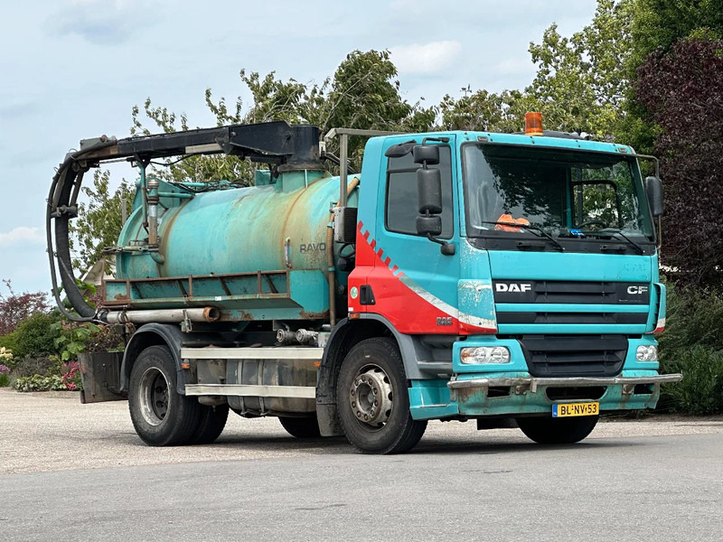 DAF CF 75.250 WITH RAVO KZ7082/150 VACUUM / CHANNEL CLEANER - Slamsugemaskine: billede 1 DAF CF 75.250 WITH RAVO KZ7082/150 VACUUM / CHANNEL CLEANER - Slamsugemaskine: billede 1