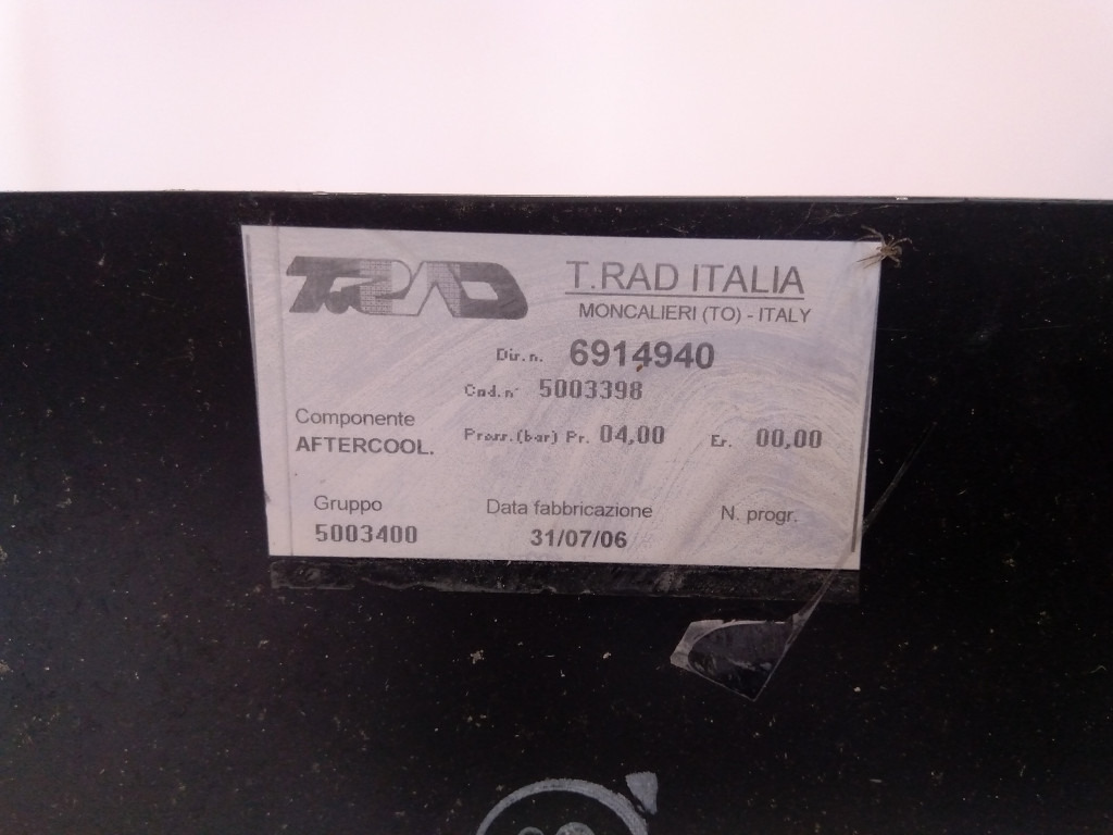 Case 6914940 - Ladeluftkøler for Entreprenørmaskin: billede 4 Case 6914940 - Ladeluftkøler for Entreprenørmaskin: billede 4