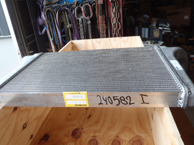 Case LL00083 - Ladeluftkøler for Entreprenørmaskin: billede 1 Case LL00083 - Ladeluftkøler for Entreprenørmaskin: billede 1