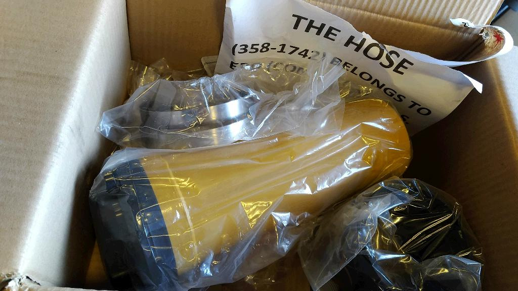 Caterpillar 4362430 - Brændstoftank for Entreprenørmaskin: billede 3 Caterpillar 4362430 - Brændstoftank for Entreprenørmaskin: billede 3