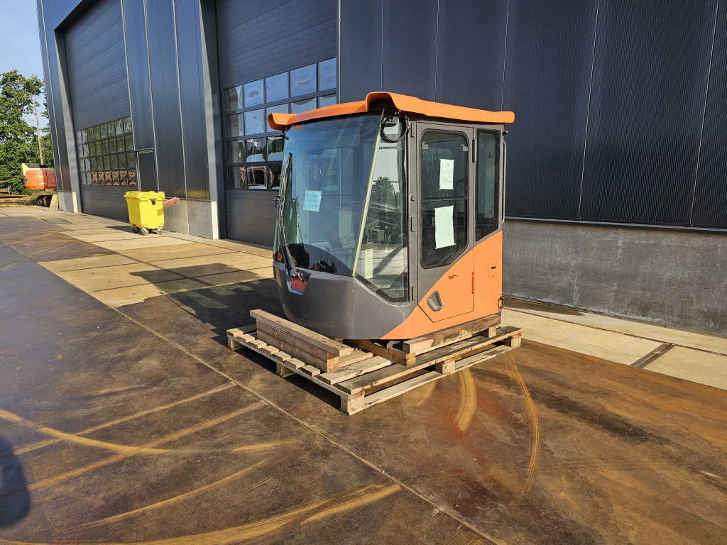 Doosan 220101-00229T - 220101-00229X - Førerhus for Entreprenørmaskin: billede 1 Doosan 220101-00229T - 220101-00229X - Førerhus for Entreprenørmaskin: billede 1