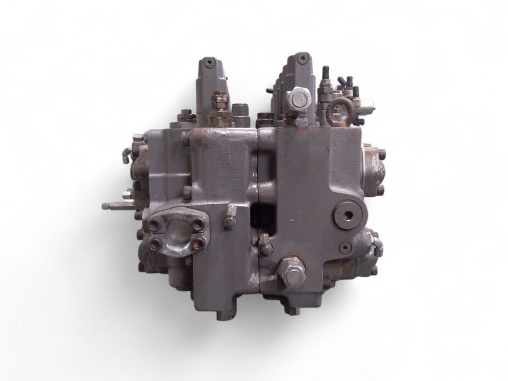 Hitachi 4713088 - UB36-107 - Hydraulisk ventil for Entreprenørmaskin: billede 3 Hitachi 4713088 - UB36-107 - Hydraulisk ventil for Entreprenørmaskin: billede 3