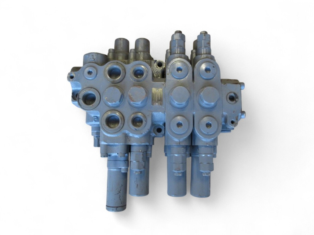 Hitachi X9278342 - HCV06 - Hydraulisk ventil for Entreprenørmaskin: billede 2 Hitachi X9278342 - HCV06 - Hydraulisk ventil for Entreprenørmaskin: billede 2