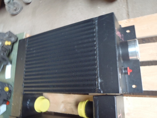 New Holland 6914286 - Ladeluftkøler for Entreprenørmaskin: billede 1 New Holland 6914286 - Ladeluftkøler for Entreprenørmaskin: billede 1