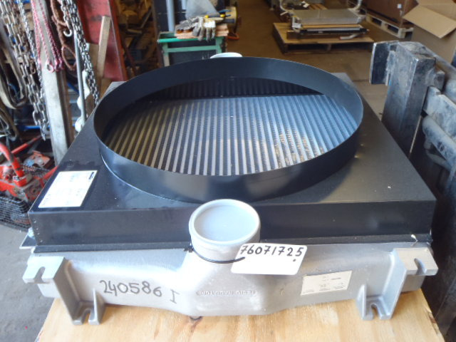 New Holland 76071725 - Ladeluftkøler for Entreprenørmaskin: billede 1 New Holland 76071725 - Ladeluftkøler for Entreprenørmaskin: billede 1