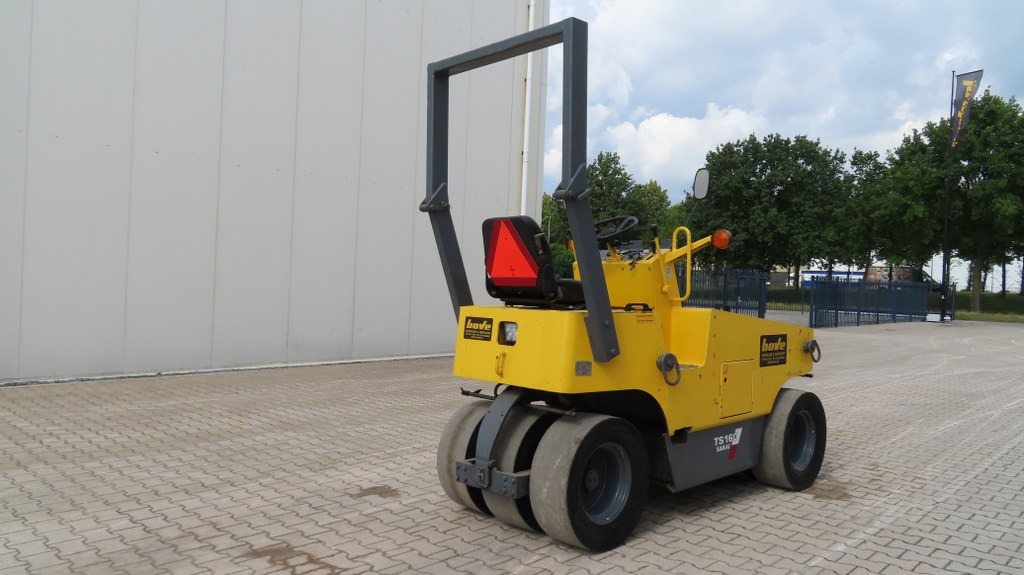 Sakai TS 160 - Gummihjulstromle: billede 2 Sakai TS 160 - Gummihjulstromle: billede 2