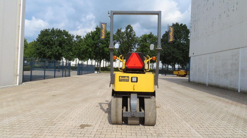 Sakai TS 160 - Gummihjulstromle: billede 3 Sakai TS 160 - Gummihjulstromle: billede 3