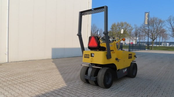 Sakai TS 160 - Gummihjulstromle: billede 2 Sakai TS 160 - Gummihjulstromle: billede 2