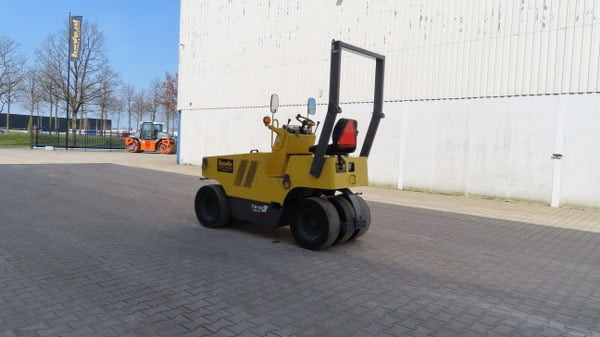 Sakai TS 160 - Gummihjulstromle: billede 4 Sakai TS 160 - Gummihjulstromle: billede 4