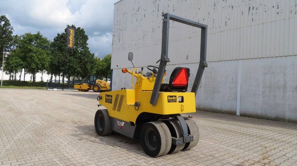 Sakai TS 160 - Gummihjulstromle: billede 4 Sakai TS 160 - Gummihjulstromle: billede 4