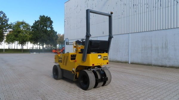 Saski TS 160-3 - Gummihjulstromle: billede 4 Saski TS 160-3 - Gummihjulstromle: billede 4