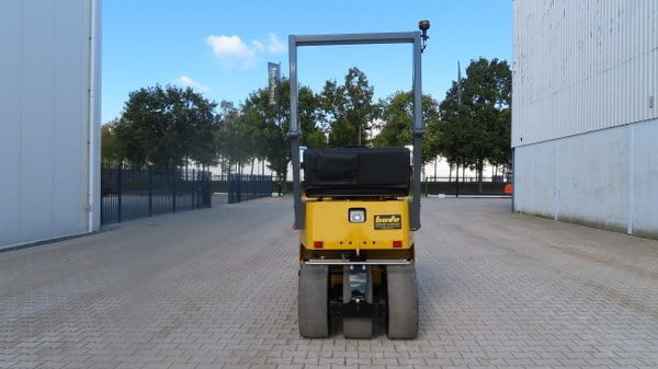 Saski TS 160-3 - Gummihjulstromle: billede 3 Saski TS 160-3 - Gummihjulstromle: billede 3