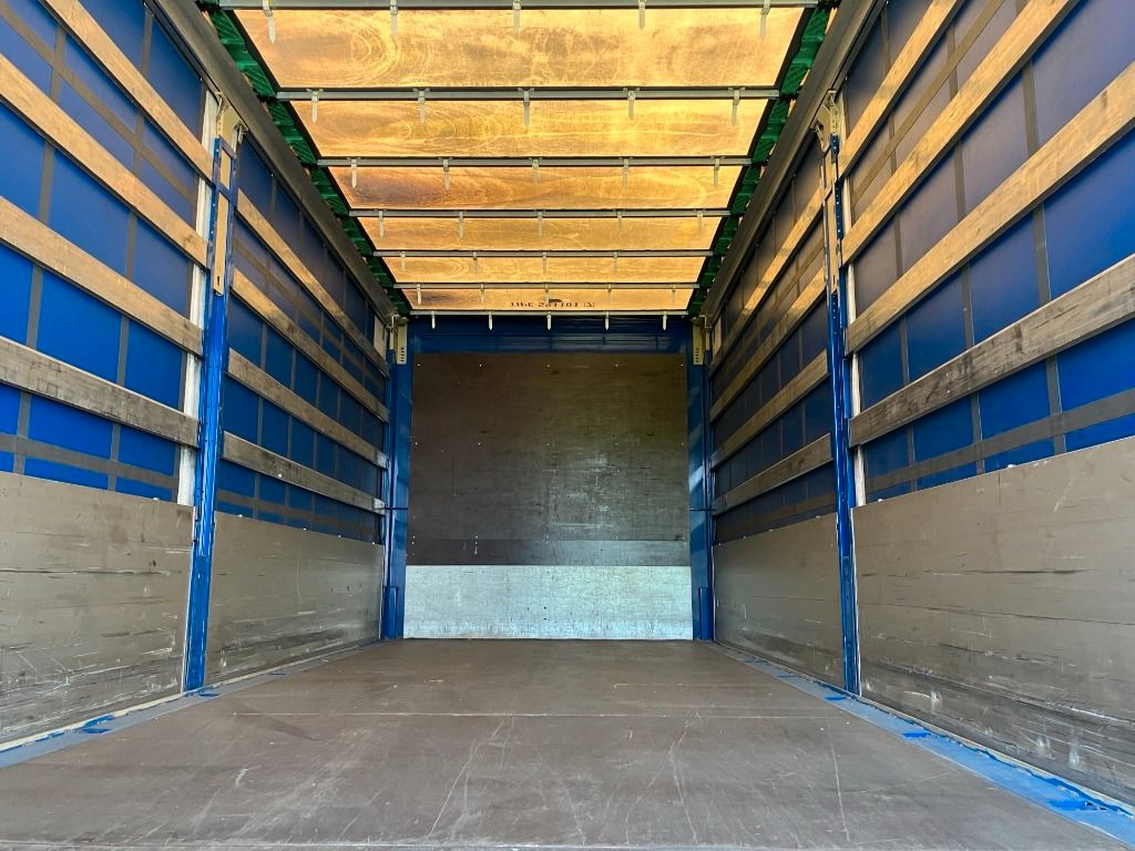 Krone Wechselbrücke Plane - Gardin veksellad: billede 5 Krone Wechselbrücke Plane - Gardin veksellad: billede 5