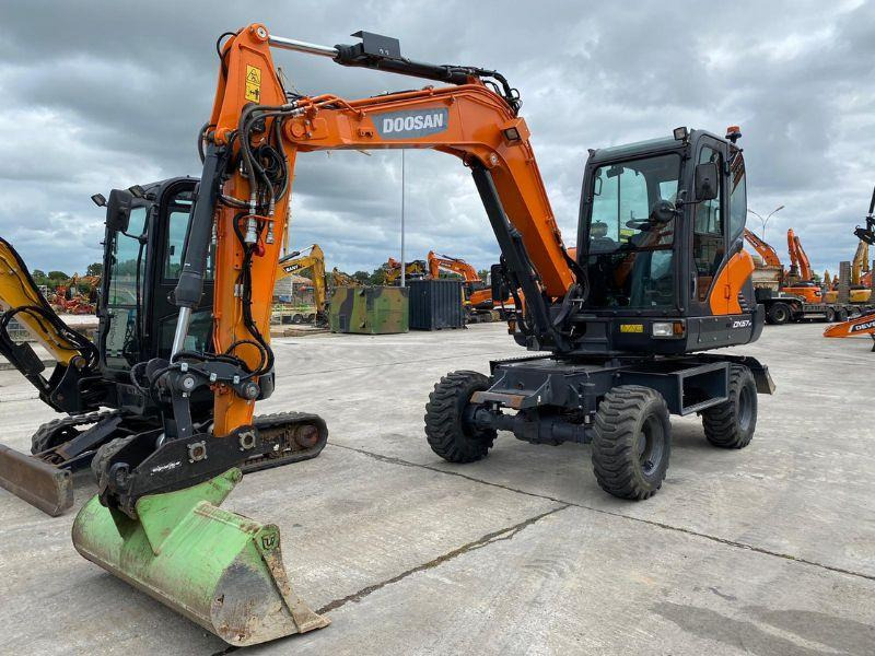 Doosan DX57W - Hjulgravemaskine: billede 1 Doosan DX57W - Hjulgravemaskine: billede 1