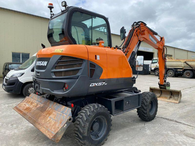 Doosan DX57W - Hjulgravemaskine: billede 3 Doosan DX57W - Hjulgravemaskine: billede 3