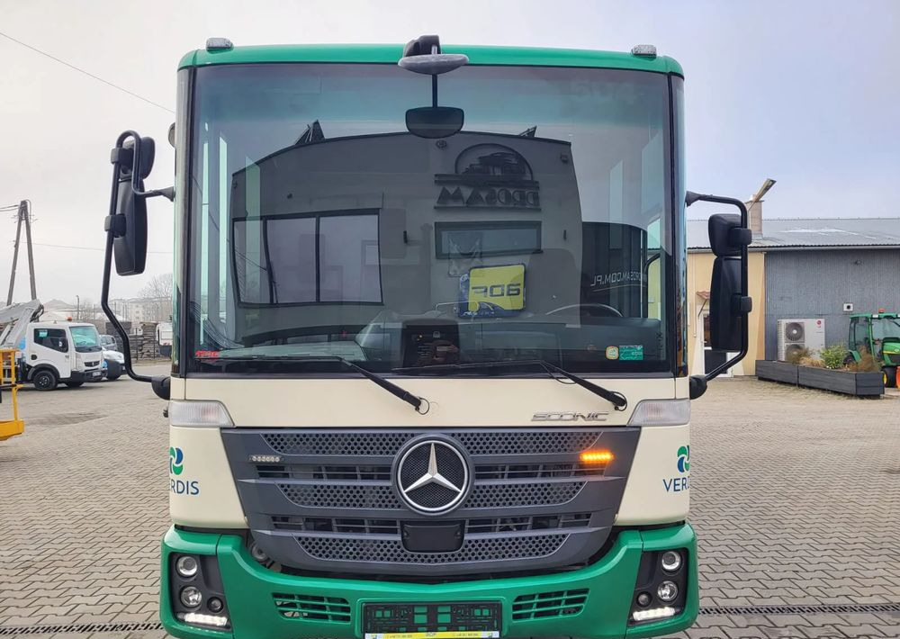 Mercedes-Benz Econic 2630 dwukomorowa - Affaldsmaskine: billede 3 Mercedes-Benz Econic 2630 dwukomorowa - Affaldsmaskine: billede 3