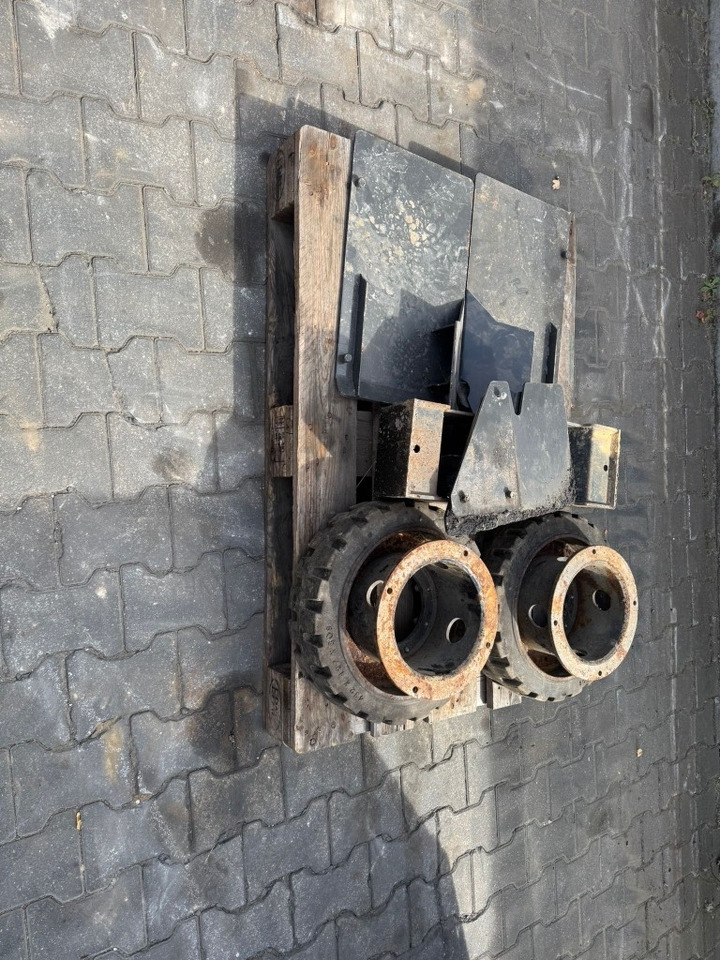 Asfaltudlægger Ammann AFW 150-2: billede 10