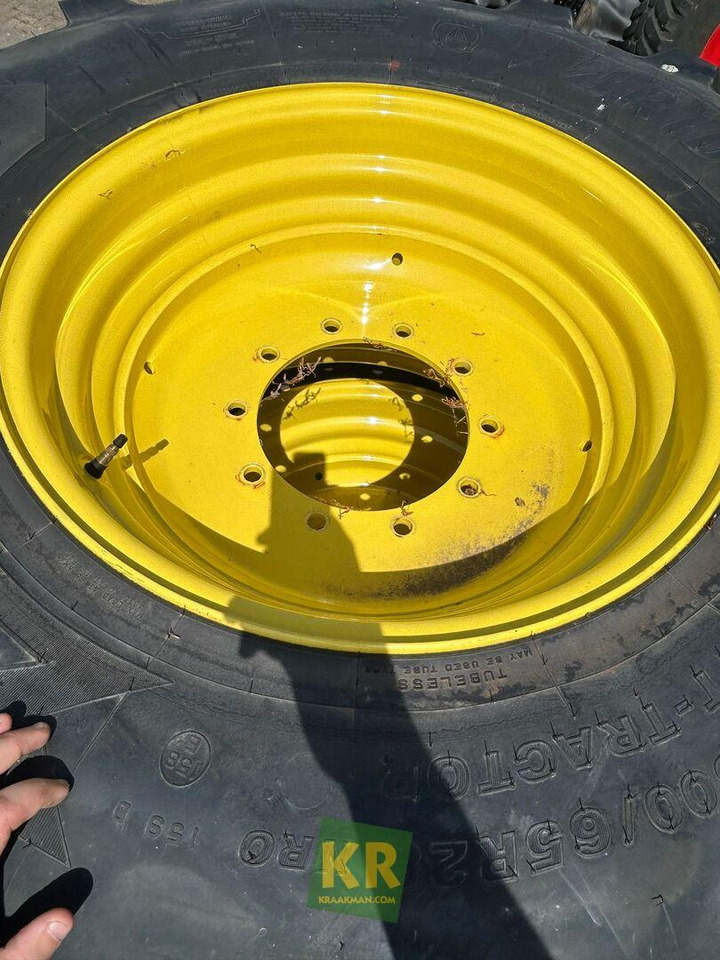 Banden Bridgestone Bridgestone  - Komplet hjul for Landbrugsmaskine: billede 1 Banden Bridgestone Bridgestone  - Komplet hjul for Landbrugsmaskine: billede 1