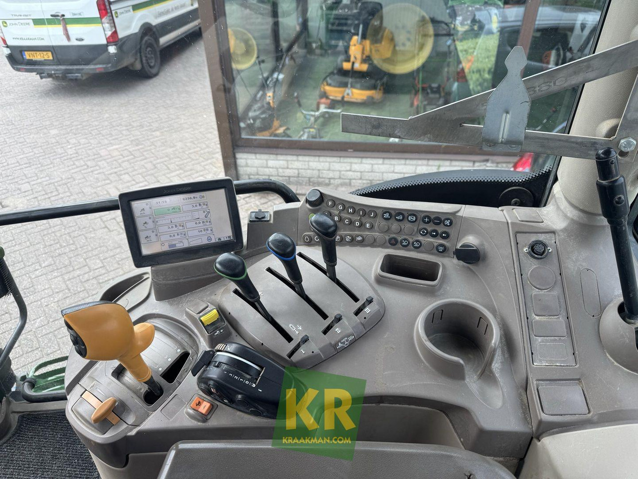 John Deere 6125R - Traktor: billede 5 John Deere 6125R - Traktor: billede 5