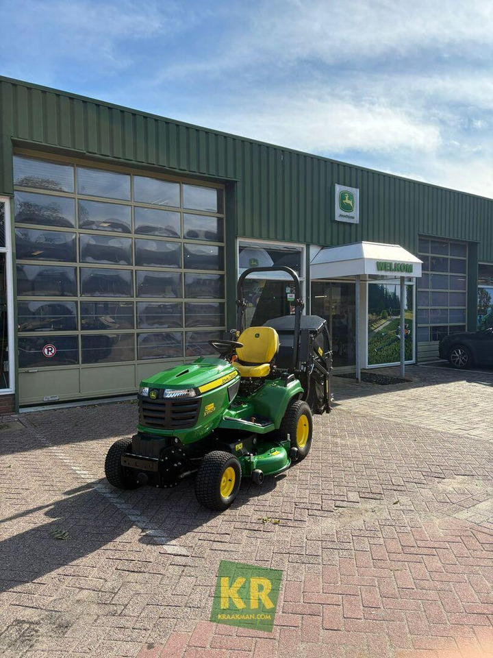 X950R John Deere - Plæneklipper: billede 1 X950R John Deere - Plæneklipper: billede 1