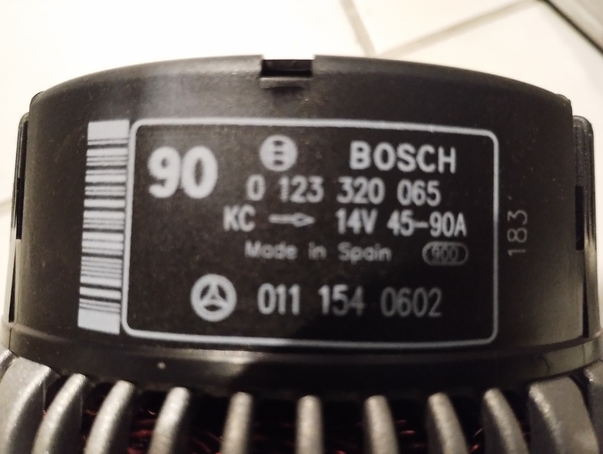 Alternator Mercedes 0111540602 0123320065 90A BOSCH SPRINTER 901 902 903 904 C KLASA - Generator for Bus: billede 3 Alternator Mercedes 0111540602 0123320065 90A BOSCH SPRINTER 901 902 903 904 C KLASA - Generator for Bus: billede 3