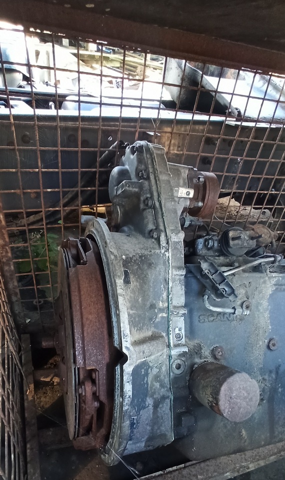 SCANIA P94 P114 P124 8X4 8X6 8X8 GR 900 PTO BETONMISCHER - Gearkasse og reservedele: billede 4 SCANIA P94 P114 P124 8X4 8X6 8X8 GR 900 PTO BETONMISCHER - Gearkasse og reservedele: billede 4