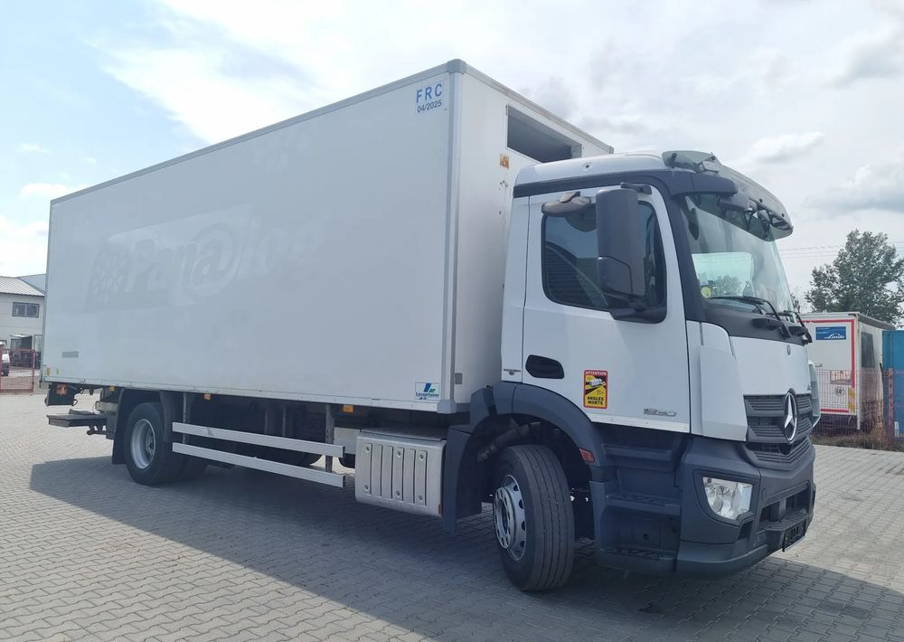 Mercedes-Benz Antos 1830 - Kølevogn lastbil: billede 2 Mercedes-Benz Antos 1830 - Kølevogn lastbil: billede 2
