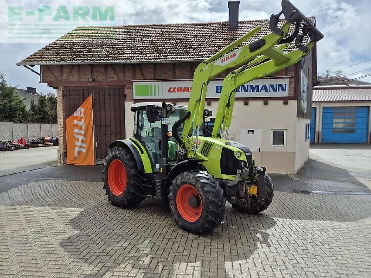 CLAAS arion 420 cis+ mit fzw und frontlader - Traktor: billede 1 CLAAS arion 420 cis+ mit fzw und frontlader - Traktor: billede 1