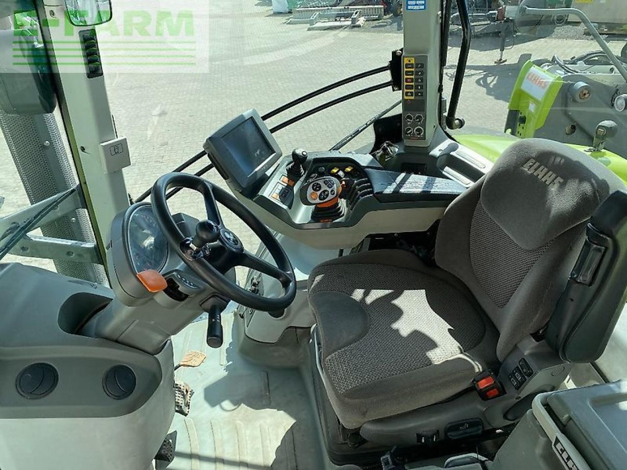 CLAAS axion 830 cmatic CMATIC - Traktor: billede 4 CLAAS axion 830 cmatic CMATIC - Traktor: billede 4