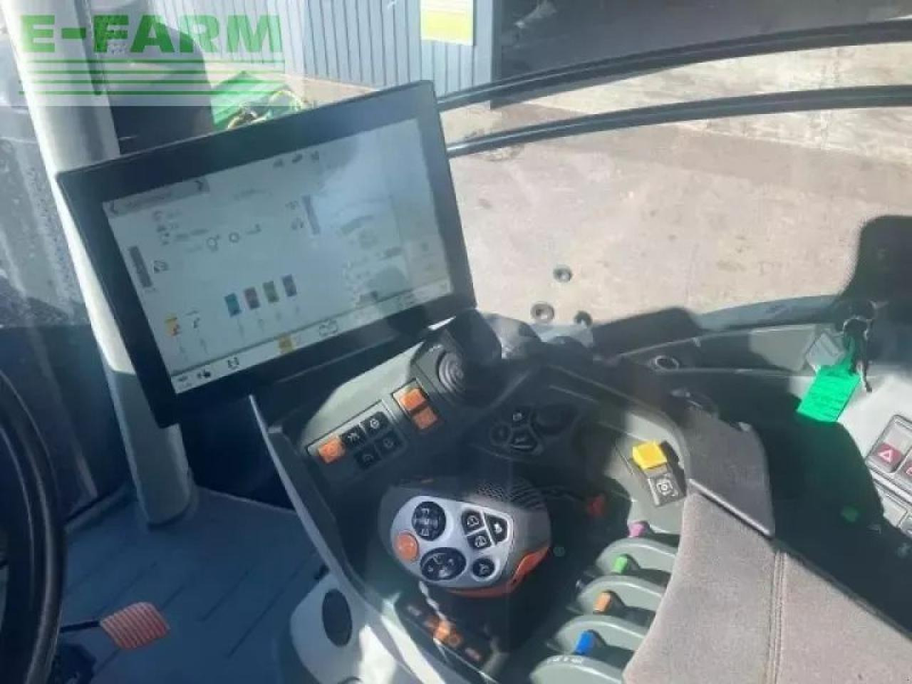 CLAAS axion 930 cmatic cebis CMATIC CEBIS - Traktor: billede 4 CLAAS axion 930 cmatic cebis CMATIC CEBIS - Traktor: billede 4