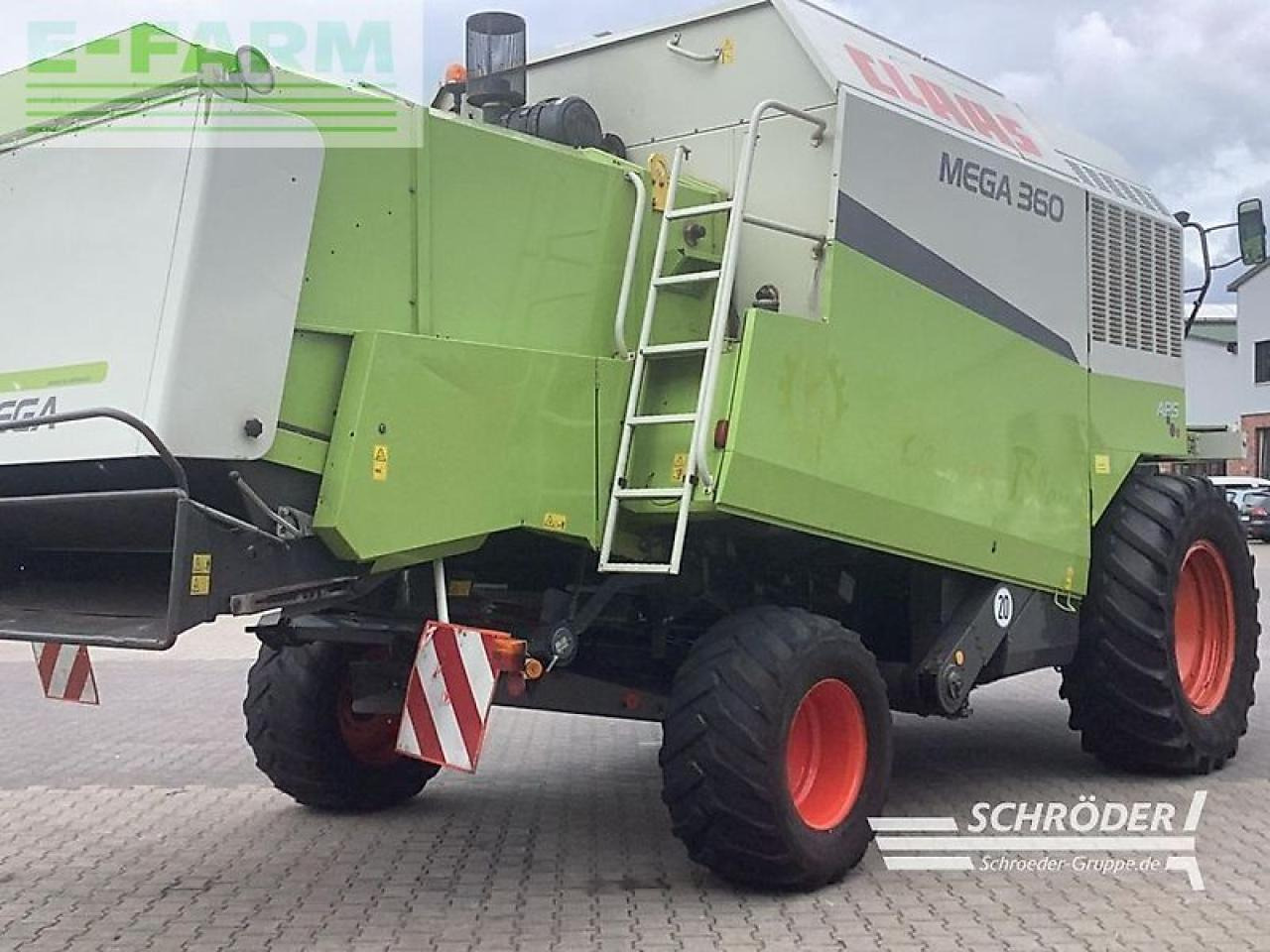 CLAAS dominator 360 mega + c 600 schneidwerk - Mejetærsker: billede 4 CLAAS dominator 360 mega + c 600 schneidwerk - Mejetærsker: billede 4