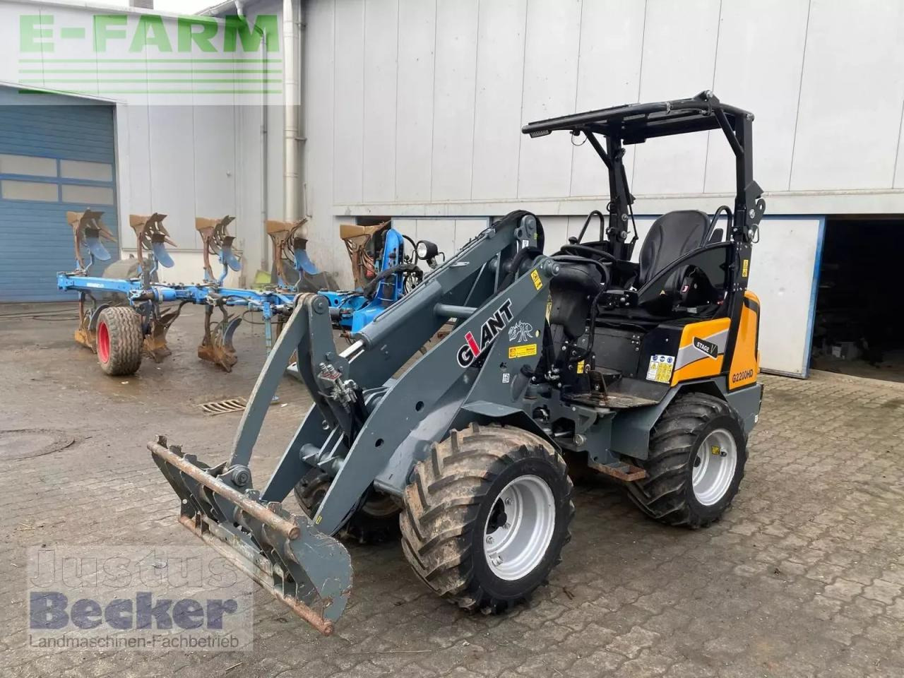 Giant g 2200 - Minigravemaskine: billede 1 Giant g 2200 - Minigravemaskine: billede 1