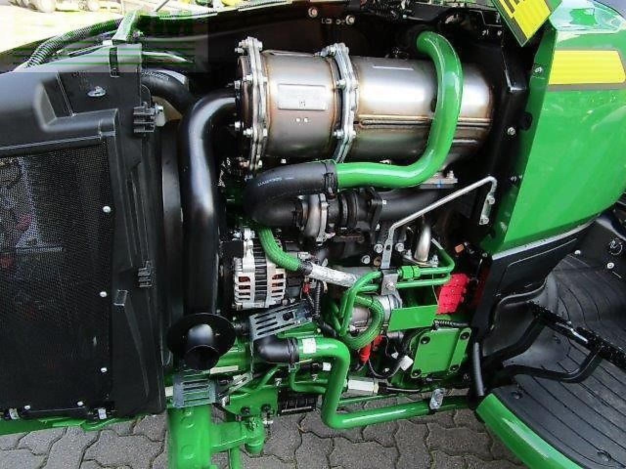 John Deere 3046r - Traktor: billede 2 John Deere 3046r - Traktor: billede 2