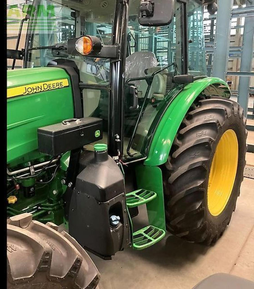 John Deere 5115m - Traktor: billede 5 John Deere 5115m - Traktor: billede 5