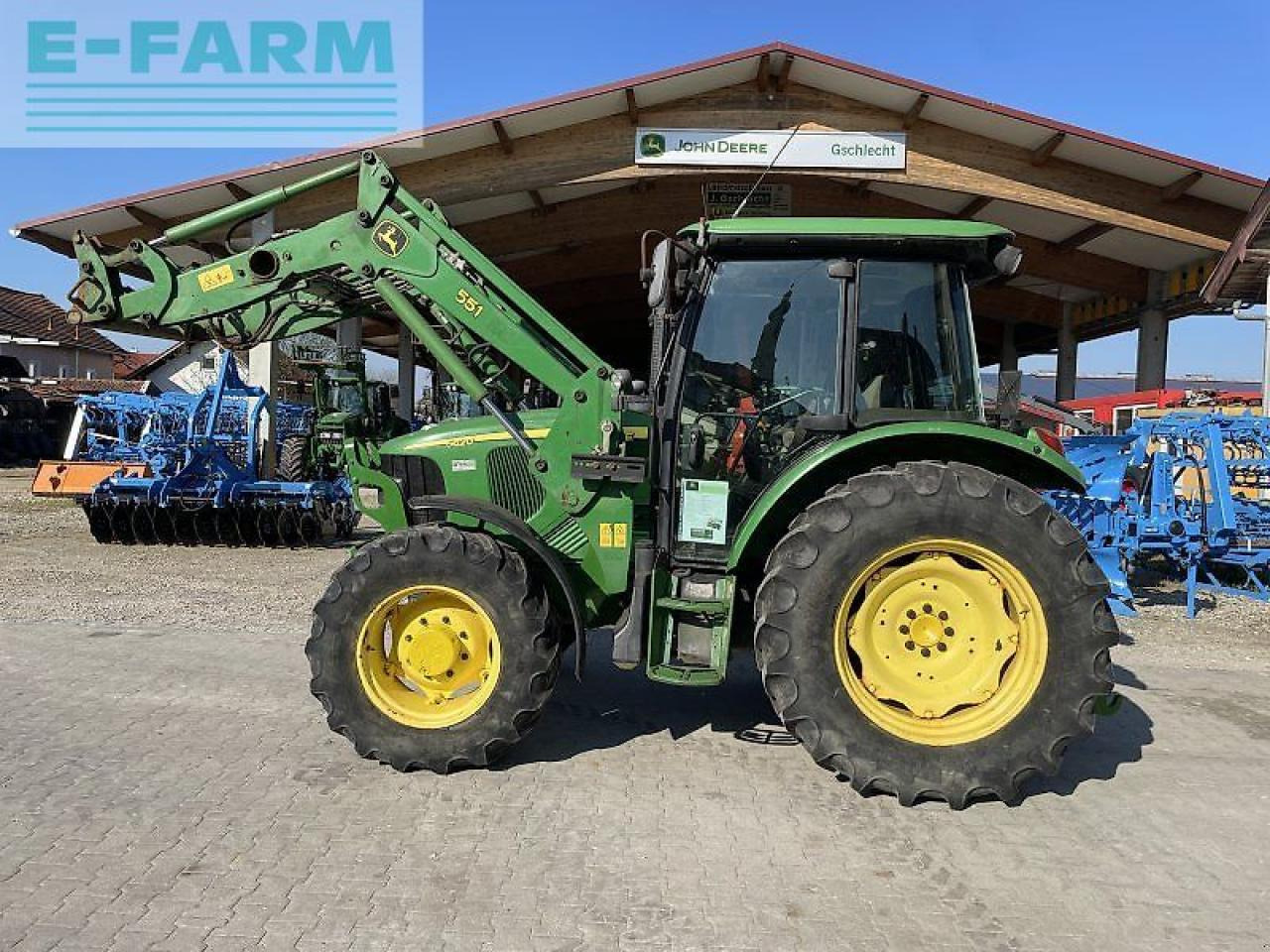 John Deere 5620 fl premium - Traktor: billede 3 John Deere 5620 fl premium - Traktor: billede 3
