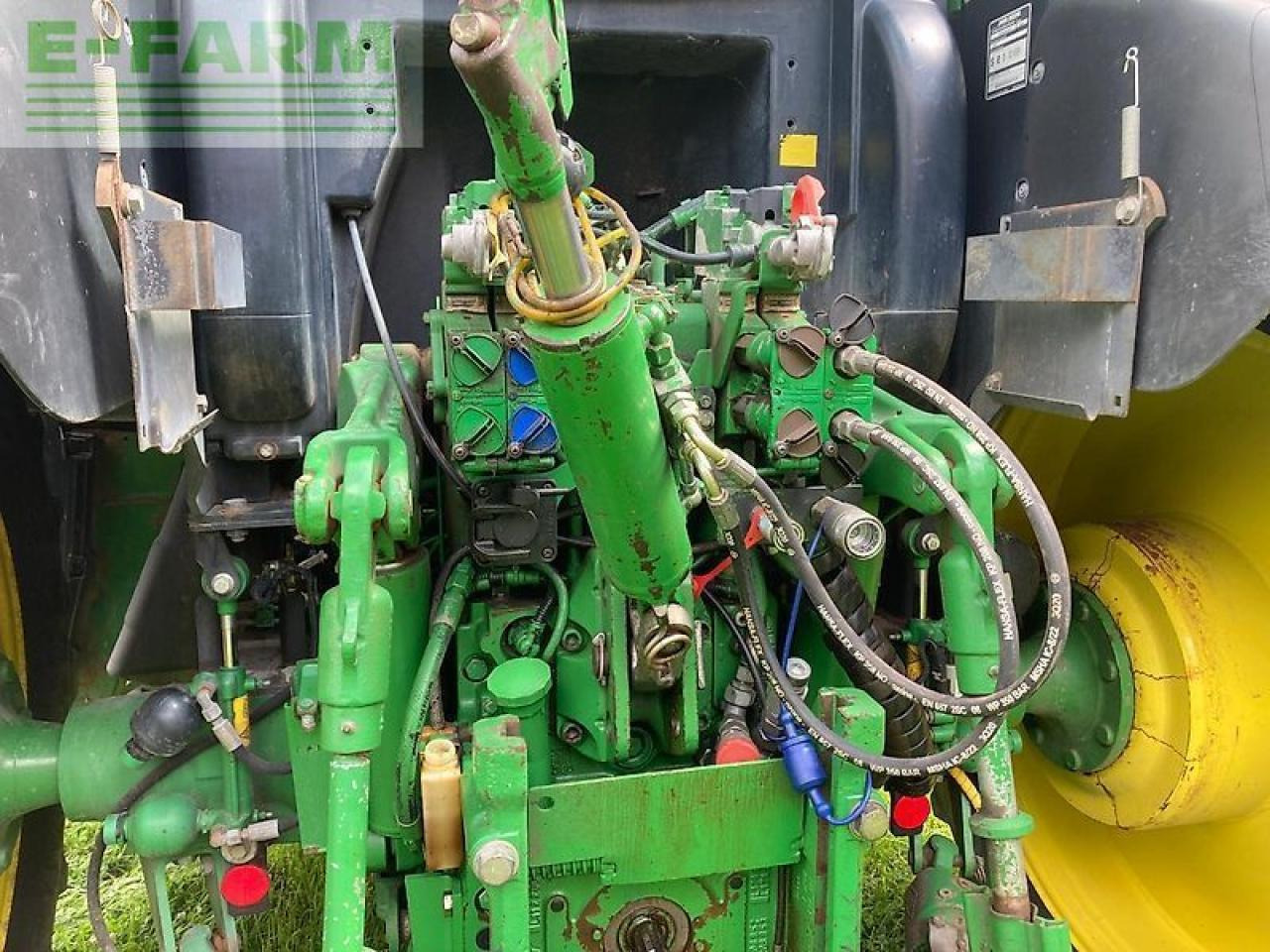 Traktor John Deere 6125r: billede 7